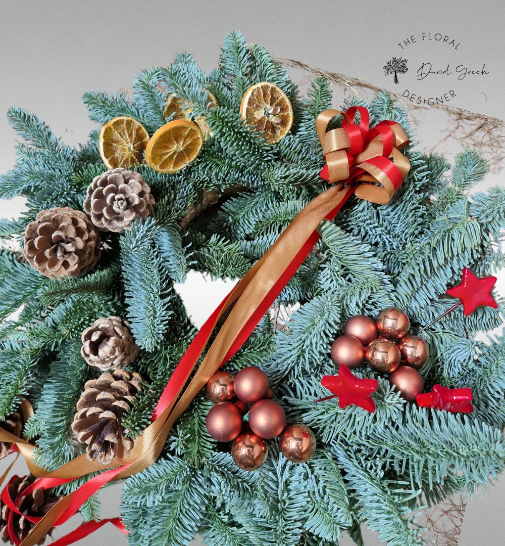 luxurious pine wreath